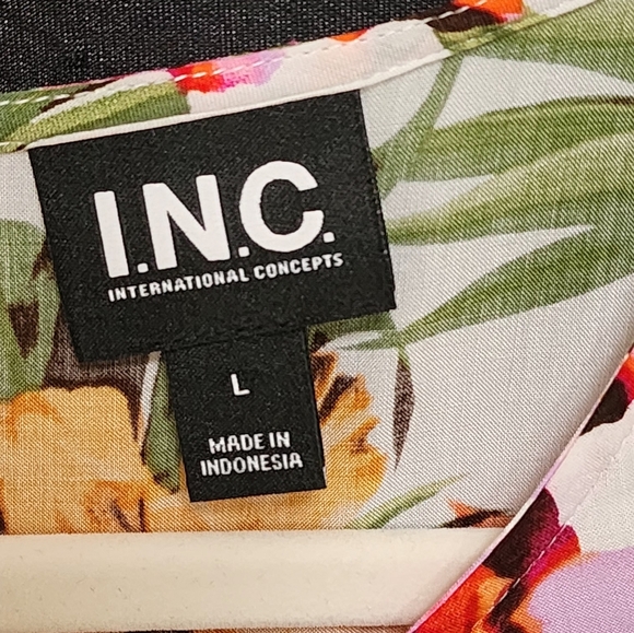 INC International Concepts White Floral Sleeveless Blouse - Picture 8 of 9